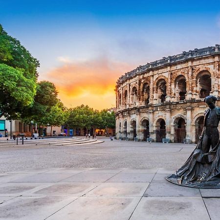 Gite En Provence Proche Avignon Sauveterre  Eksteriør bilde